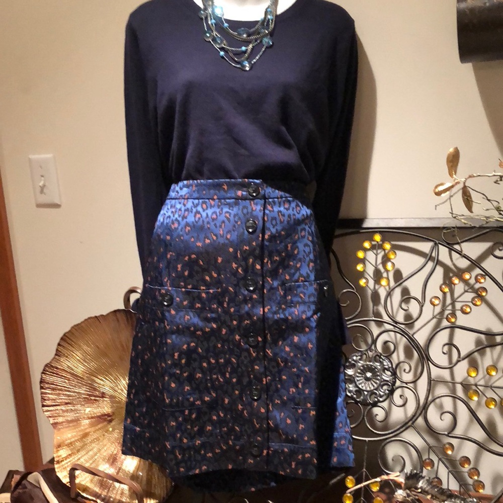 Beautiful Banana Republic skirt